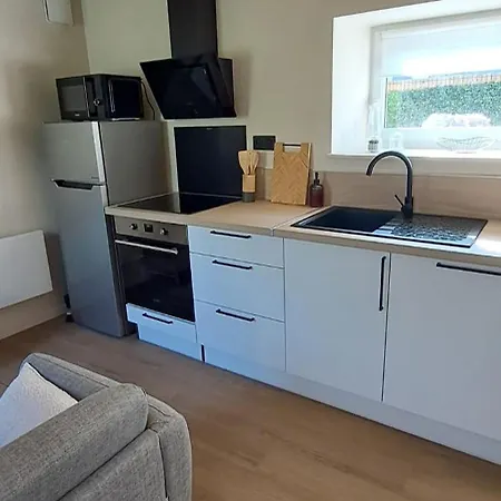 Nyaraló Charmante Maison Avec Petit Jardin *